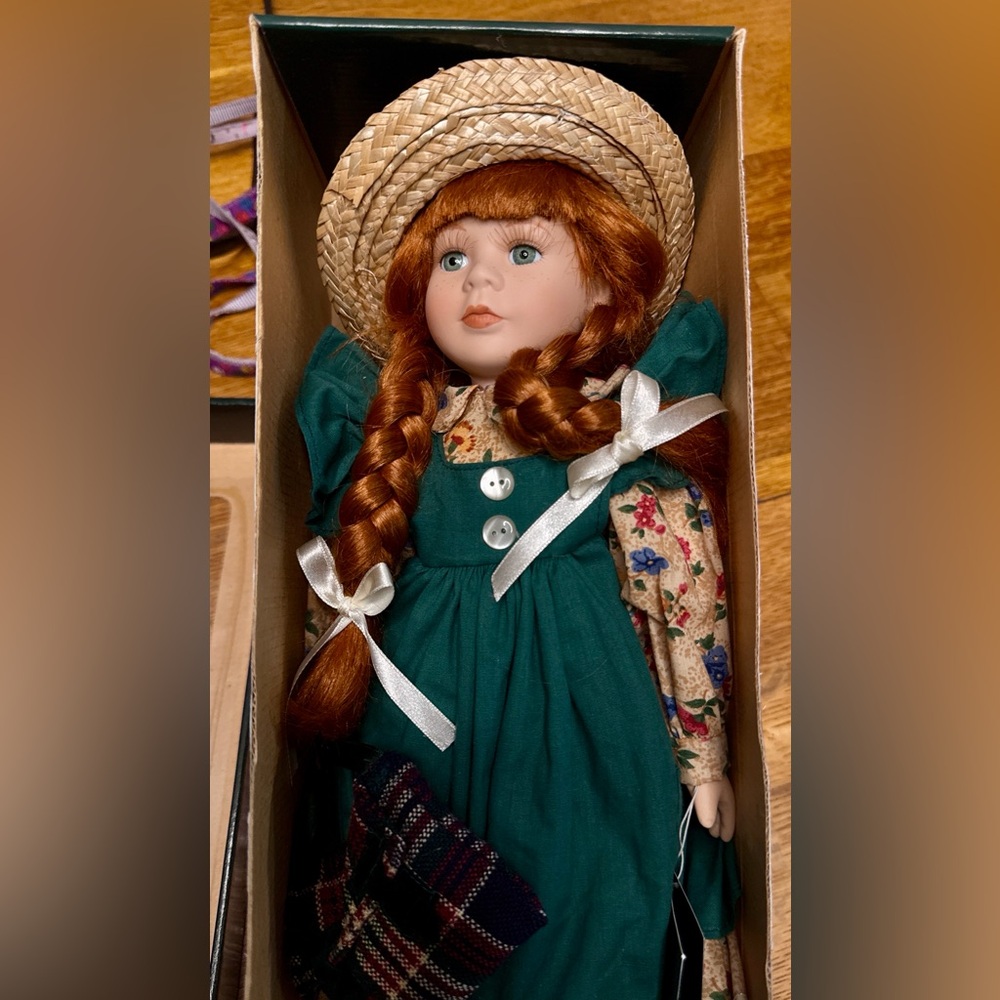 Catherine Karnes Munn Anne of Green Gables Doll 16” LE #299/1000 NIB - Picture 3 of 8